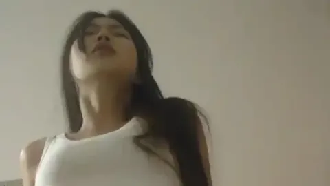 How leaning back in cowgirl alters internal G-spot compression